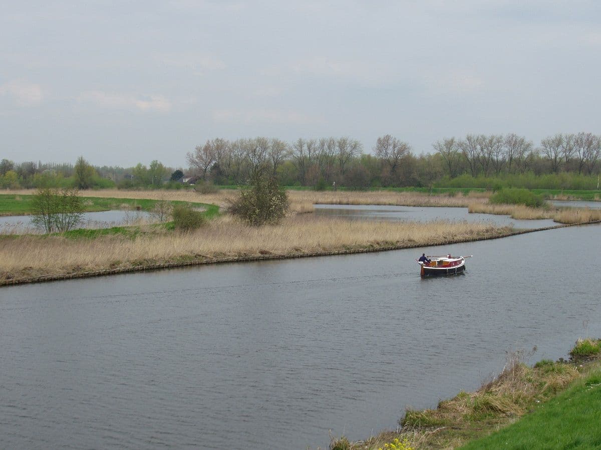 Bootje op de Linge