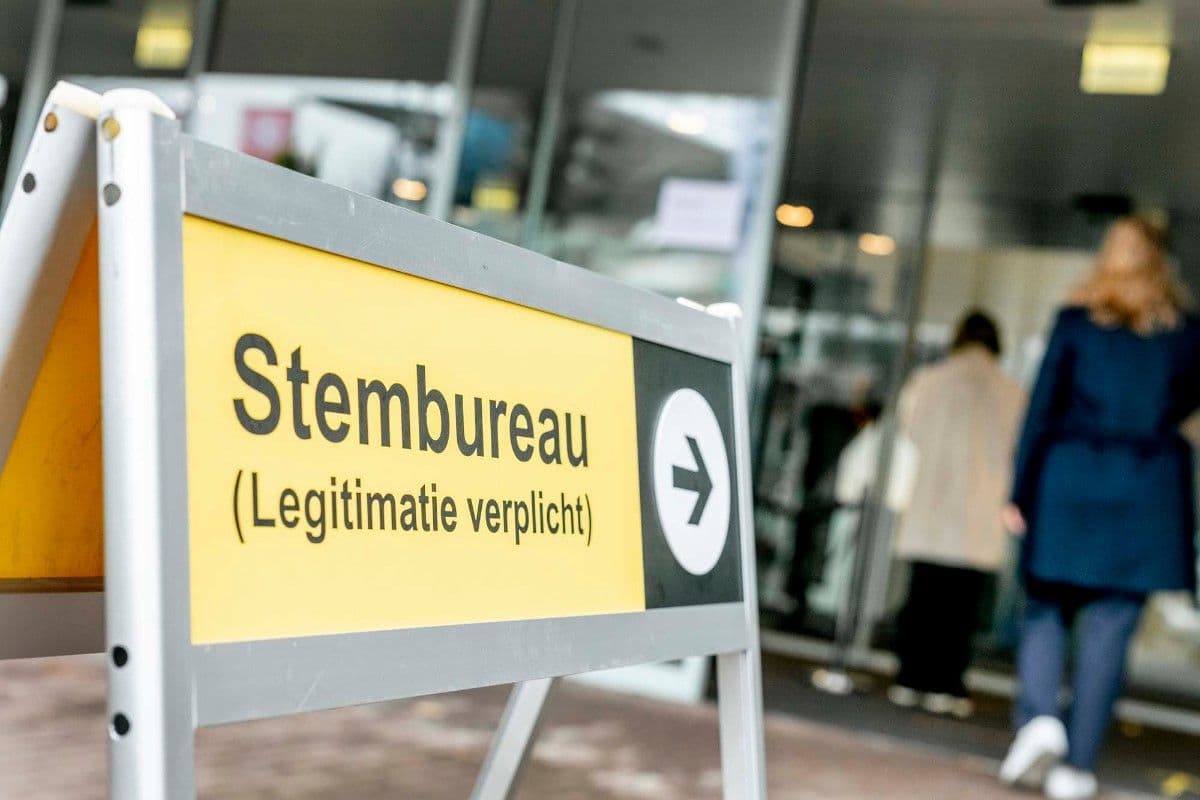 bord_voor_stembureau