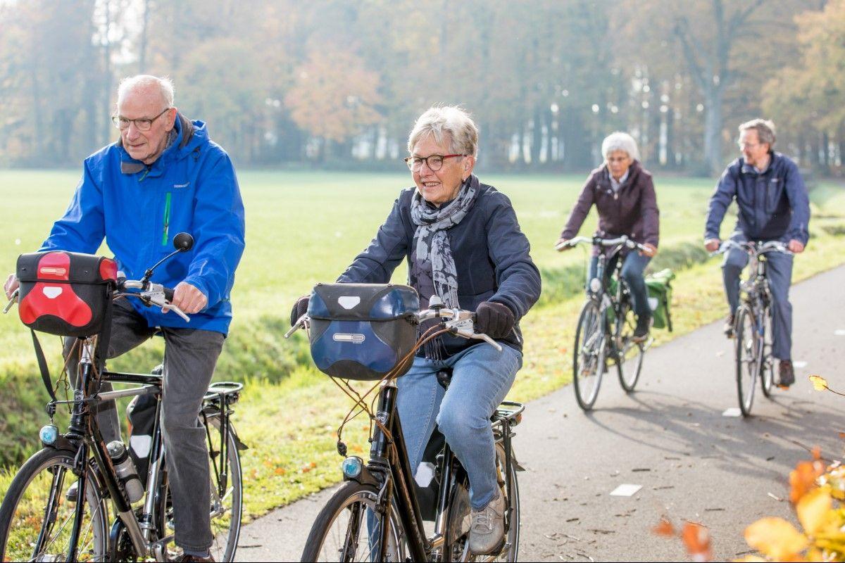 Gelderland lanceert 8 nieuwe fietsroutes speciaal voor ouderen
